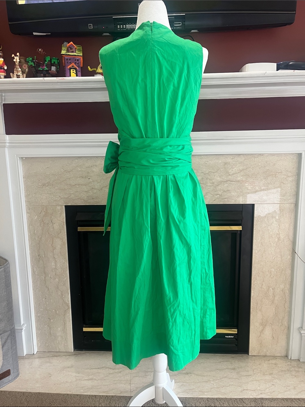 J by J Crew Green Wrap Midi Dress with Waist Bow - Picture 5 of 13